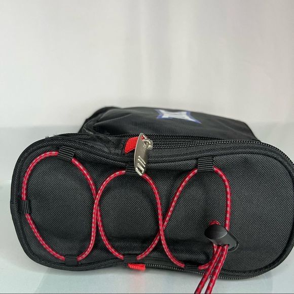 Hanging Toiletry Bag with Excellent Organization - Picture 2 of 7